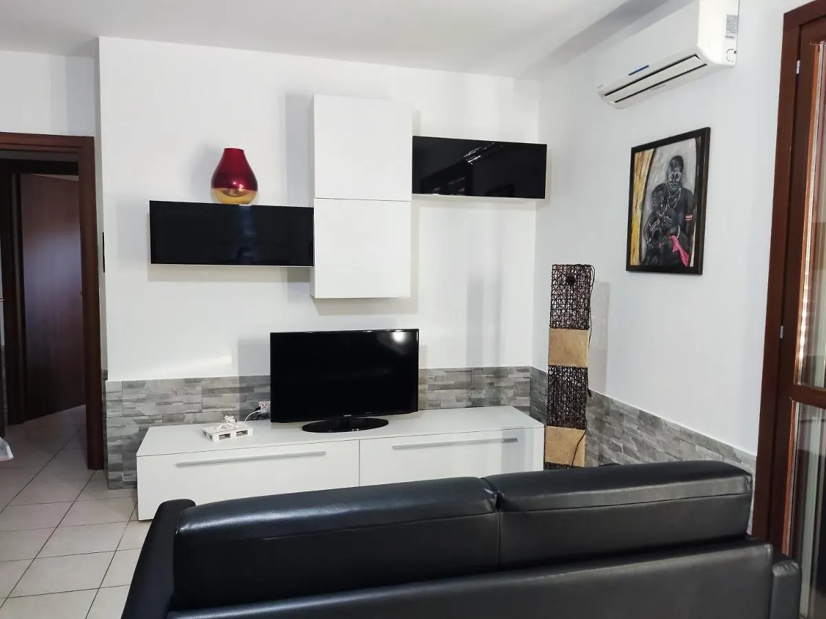 Vico Stazione Apartment Uta Olaszország