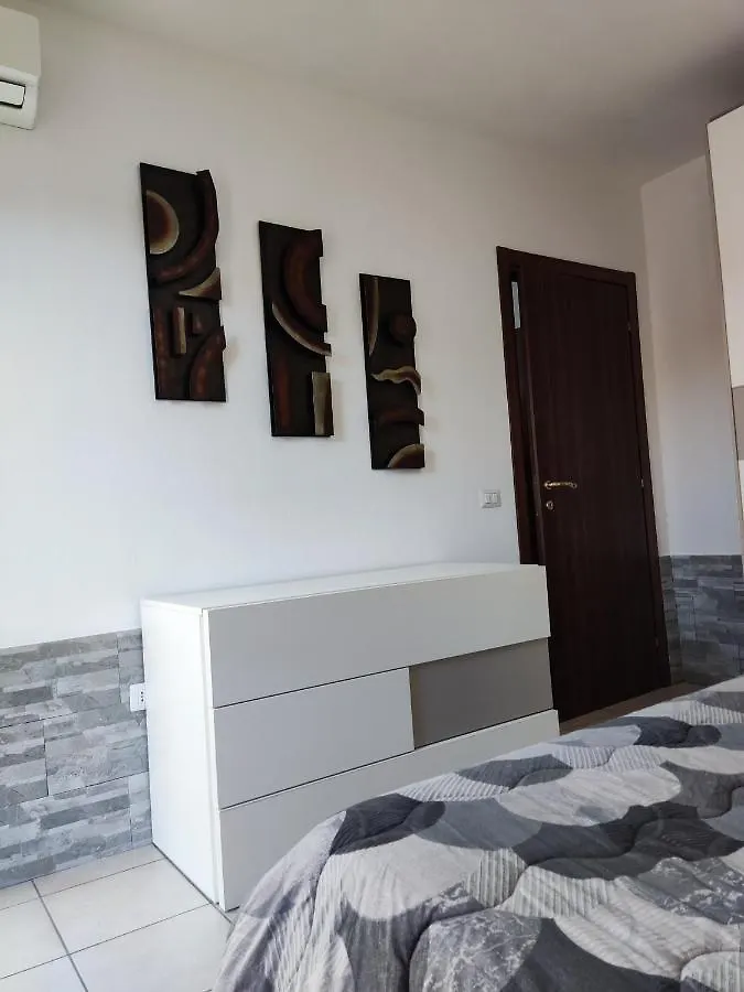 Vico Stazione Apartment Uta